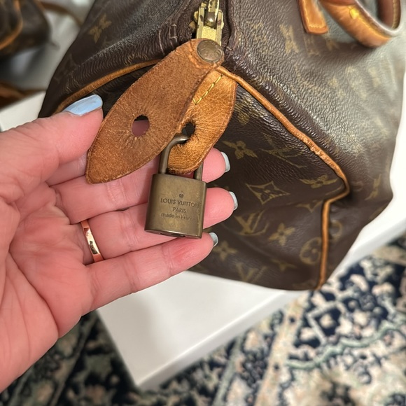 Vintage Louis Vuitton Speedy size 30 - Picture 7 of 9